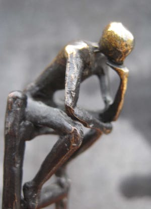 Corry Ammerlaan - Corry Ammerlaan - Sculptuur -De denkende mens kopen? Bied vanaf 75!