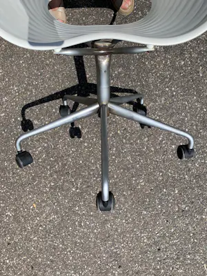 Vitra - 4 x Vitra Tom Tac draaistoelen by Ron Arad uit 1999 kopen? Bied vanaf 600!