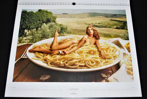 Alan David-Tu - uitgave Randstad collectie 1996 >Extra: ANNIE LEIBOVITZ - Lazazza kalender ! kopen? Bied vanaf 35!