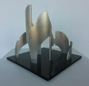 Margot Zanstra - Metalen sculptuur, Zonder titel + boek! kopen? Bied vanaf 150!