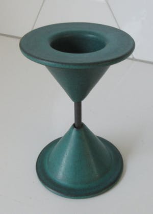 Cor Unum - Diabolo kandelaar ontwerp Theo Potmeer en Bart-Jan Reeser in 1991 kopen? Bied vanaf 1!