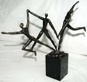 Brons (Onbekend) - Bronzen beeldje , “De dansers“ verkocht voor € 1!