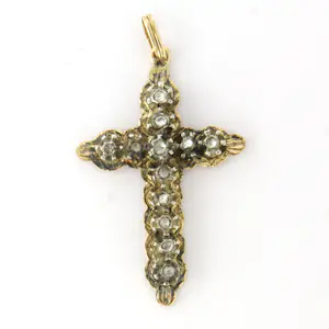 Acheter14k goud met zilver kruis hanger bezet met roos diamanten totaal circa 0.10ct? Enchérissez de 285!