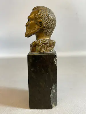 Ethiopie - 230122- Extremly Rare Antique Haile Selassie bronze buste on sokkel - Ethiopia. kopen? Bied vanaf 225!