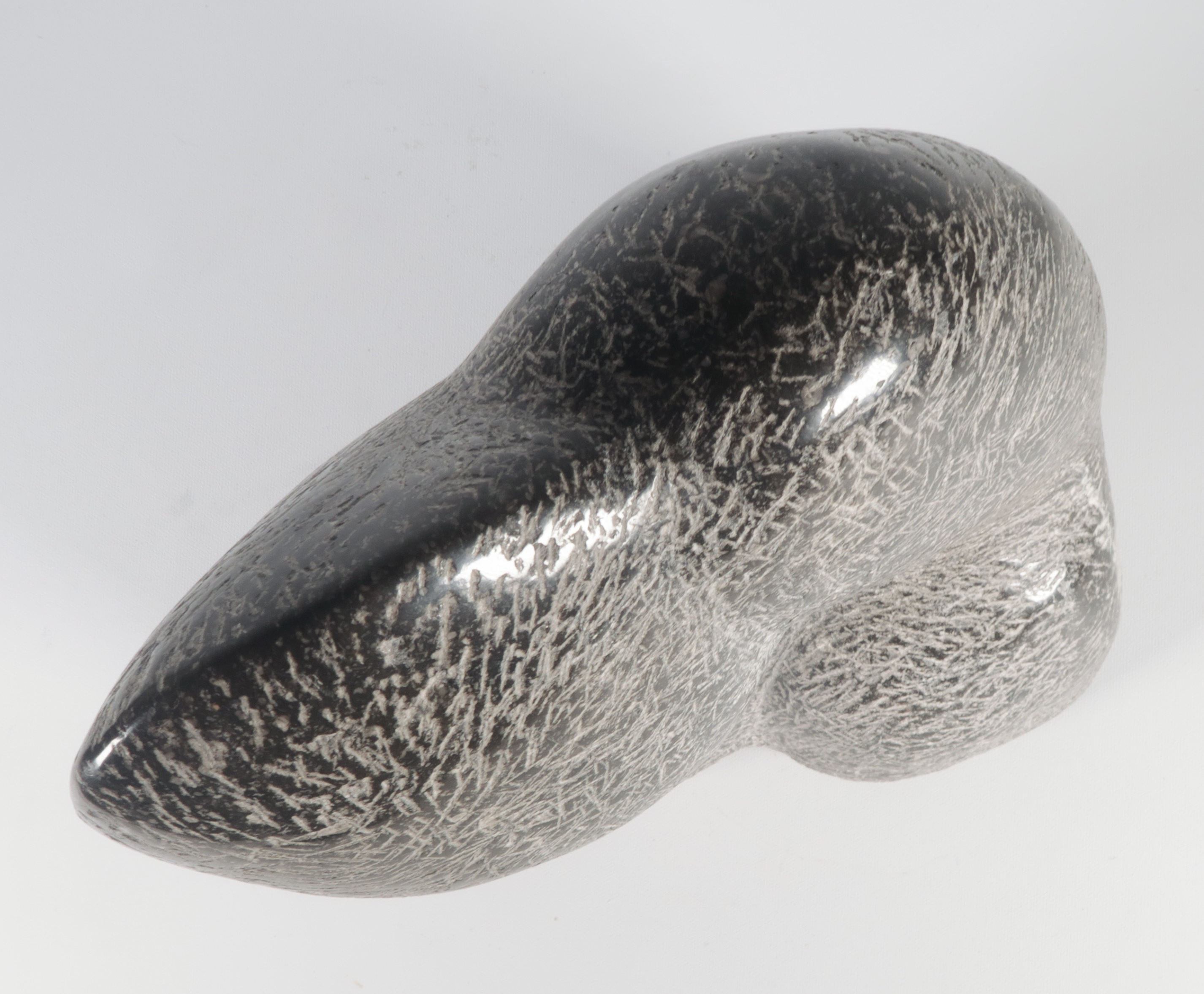 Hans Bos - Sculptuur van arduin, Zonder titel kopen? Bied vanaf 100!