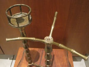 Brons (Onbekend) - 2 Japanse kandelaars. kopen? Bied vanaf 45!