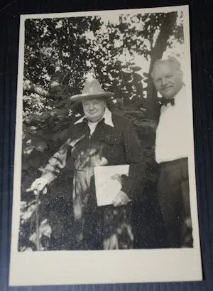 Max Nauta - Boek, gesigneerd en genummerd, met unieke foto met Churchill- kopen? Bied vanaf 125!