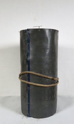 Frits Gramberg - Loden object, Thora 3 'Of dat ze honger heeft...' kopen? Bied vanaf 1!