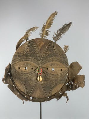 Teke - 200353 - Tribal used African Teke mask with feathers - Congo. kopen? Bied vanaf 1!