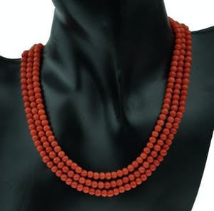 3-strengs bloedkoraal antieke ketting 14k gouden slot kopen? Bied vanaf 449!