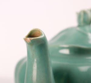 Plateelbakkerij Zuid-Holland - Groen art deco servies met floraal decor en oramentatie 1930's kopen? Bied vanaf 19!