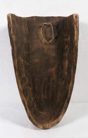 Pende - Oost-Kasai masker met ronde mond en kauri-vormige ogen met wit en rood pigment kopen? Bied vanaf 1!