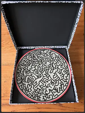 Keith Haring - Handgeschilderd porseleinen verzamelbord (Limited Edition) kopen? Bied vanaf 150!