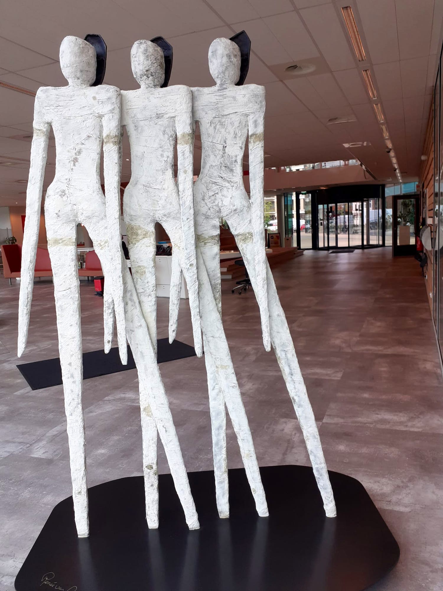 Renee van Leusden - Dynamic verkocht voor € 1250!
