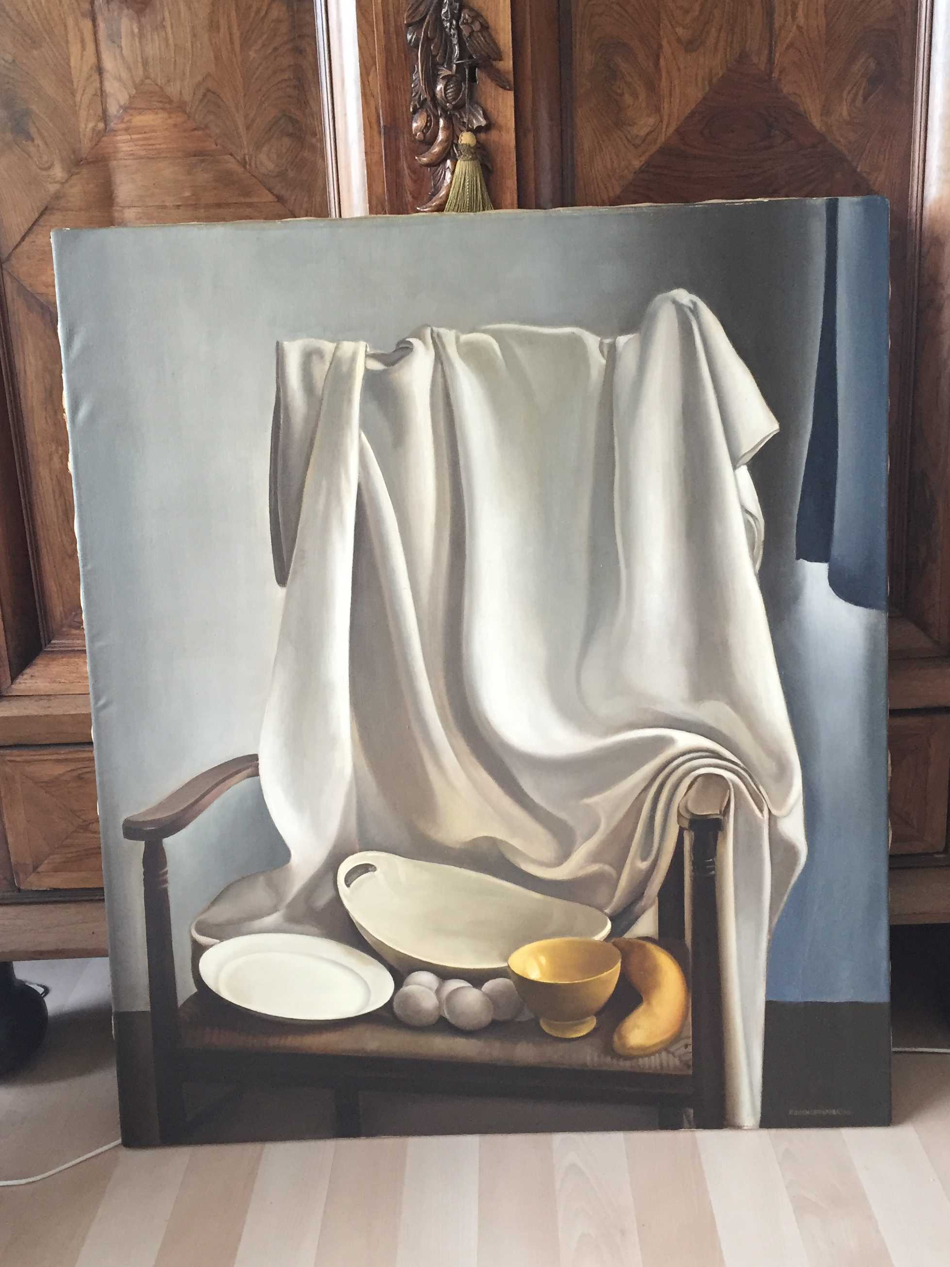 Kees Boendermaker - Stilleven (groot!) met eieren, banaan en schaal op rieten stoel kopen? Bied vanaf 650!