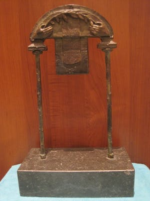 Brons (Onbekend) - Bronzen poort van Amiens. kopen? Bied vanaf 60!