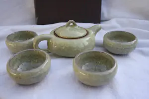 Niet of onleesbaar gesigneerd - Fraaie Celadon Zeegroene Chinese Thee Set (20e eeuw) kopen? Bied vanaf 1!