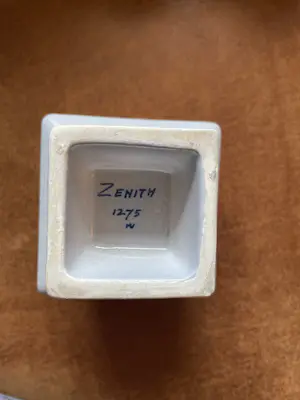 Plateelbakkerij Zenith - Plateelbakkerij Zenith paddestoel vaasje Ameland kopen? Bied vanaf 50!