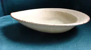 Carl-Harry Stalhane - Steengoed schaaltje in schelpvorm- Rorstrand Sweden kopen? Bied vanaf 145!