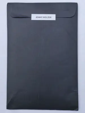 Jenny Holzer - LET ME STAND – BANDANA kopen? Bied vanaf 100!