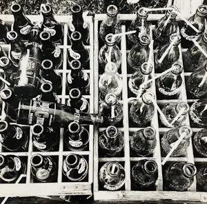 Niet of onleesbaar gesigneerd - Lot van 6 vintage foto's o.a. Coca Cola kaufen? Bieten Sie von 10!