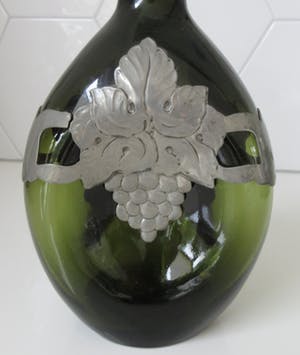 Georg Nilsson - Flesgroene glazen knijpfles/wijnkaraf met tinnen beslag - Gero & Leerdam kopen? Bied vanaf 35!