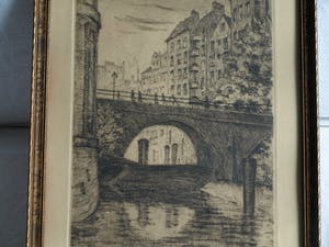 Niet of onleesbaar gesigneerd - Ingelijste ets, Stadsgezicht Hamburg , Ellerntorsbrücke – ca. 1930 ? kopen? Bied vanaf 1!