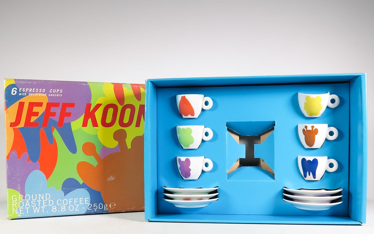 Jeff Koons - voor Illy - 6-persoons espresso-set - Porselein (door Rosenthal) verkocht voor € 100!