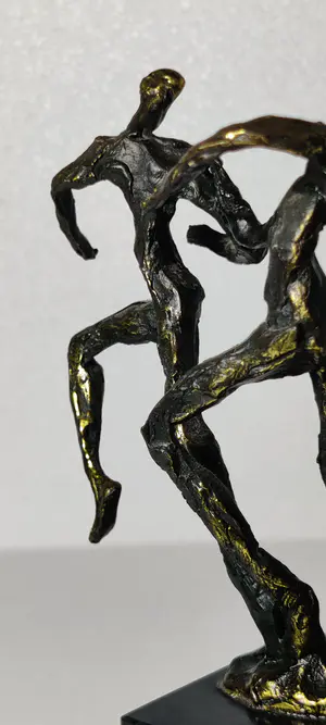 Niet of onleesbaar gesigneerd - Abstract bronzen sculptuur kopen? Bied vanaf 1!