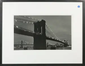 Teun Voeten - Foto, Queens Bridge Night - Ingelijst kopen? Bied vanaf 70!