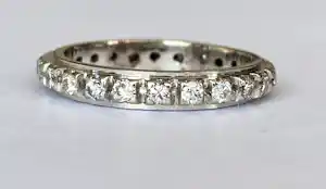 Buy 18 kt witgouden alliance ring met diamanten ca 0,70 crt? Bid from 750!