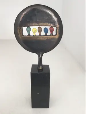 Corry Ammerlaan - Sculptuur “ Kijk in de toekomst ! “ kaufen? Bieten Sie von 1!
