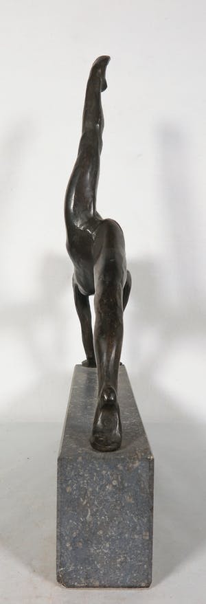 Jos Oehlen - Sierlijke brons van een turnster kopen? Bied vanaf 350!