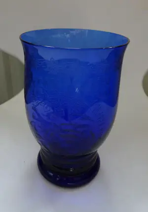 Glasblazerij Leerdam - Copier: Wilhelmina glas of beker- 25 jarig jubileum 1898-1923 kopen? Bied vanaf 40!
