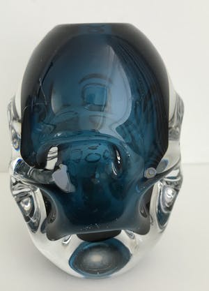 Jan Beranek - Skrdlovice glassworks zware blauwe designvaas kopen? Bied vanaf 20!