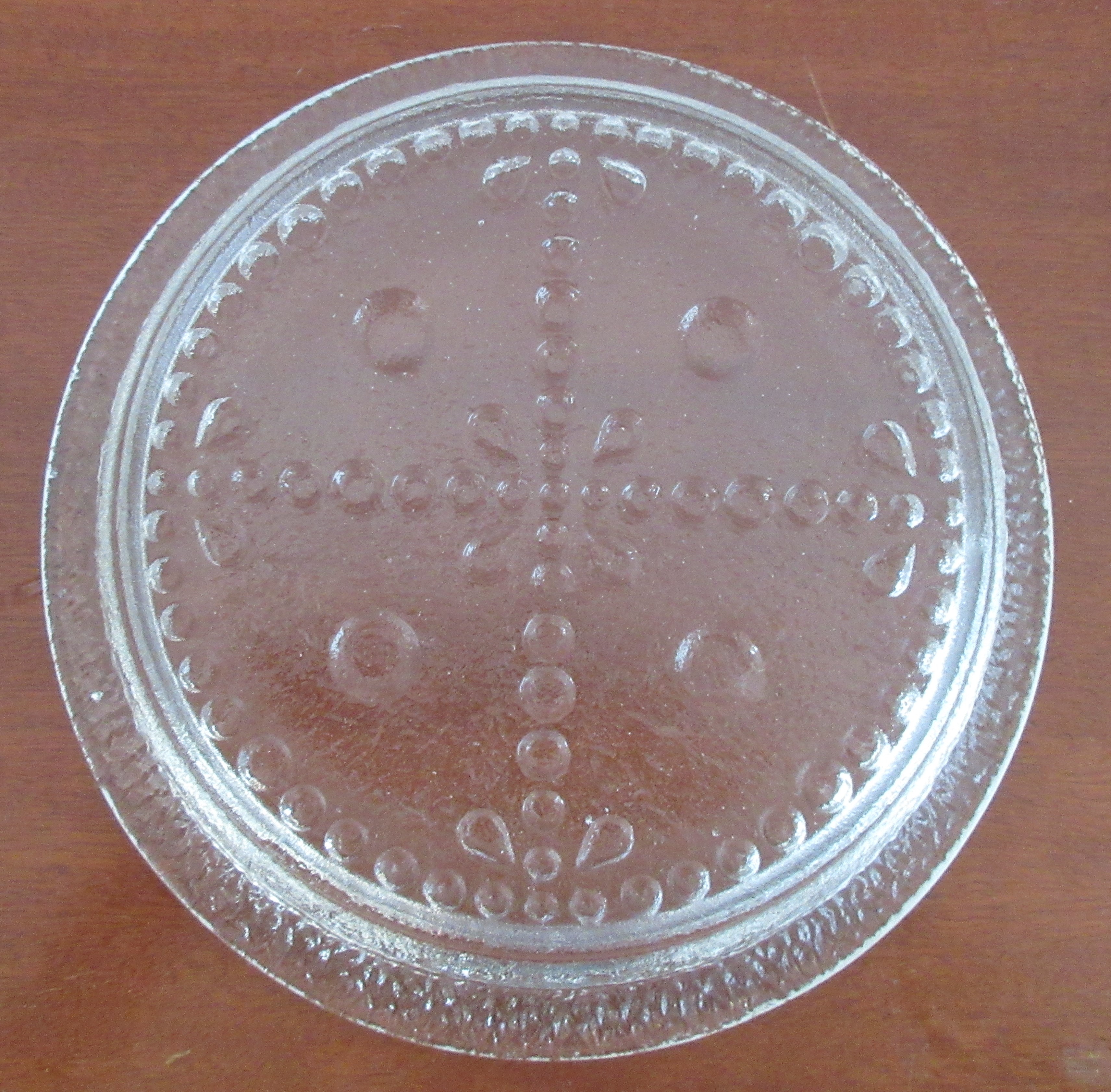 Niet of onleesbaar gesigneerd - Scandinavisch vintage blankglazen schaal kopen? Bied vanaf 1!