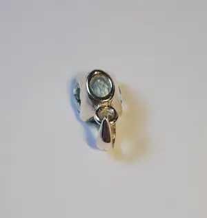 Nieuw zilveren hanger met 1 karaats briliantgeslepen topaas . kopen? Bied vanaf 85!