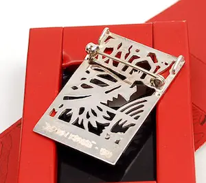 Jeroen Krabbé - Zilveren broche/hanger met originele verpakking kopen? Bied vanaf 57!