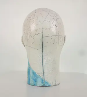 Ida De Roy - Set van twee sculpturen van keramiek, Hoofden kopen? Bied vanaf 200!