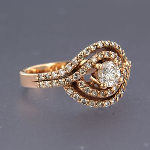 14K Goud - roodgouden ring bezet met briljant geslepen diamant kopen? Bied vanaf 950!