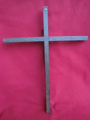 Heiligenbeeld - Modern kruisbeeld. kopen? Bied vanaf 25!