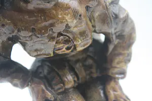 Niet of onleesbaar gesigneerd - Prachtig Rigoletto Beeld Gesigneerd (Gips Gepatineerd) 20e eeuw kopen? Bied vanaf 1!