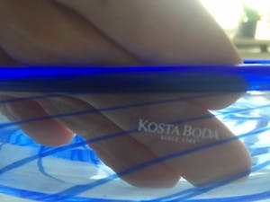 Kosta Boda - Kjell Engman - glazen schaal, gesigneerd kopen? Bied vanaf 39!