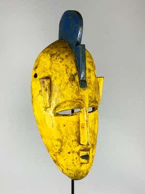 Marka - 200148 - African Markha yellow mask - Mali. verkocht voor € 65!
