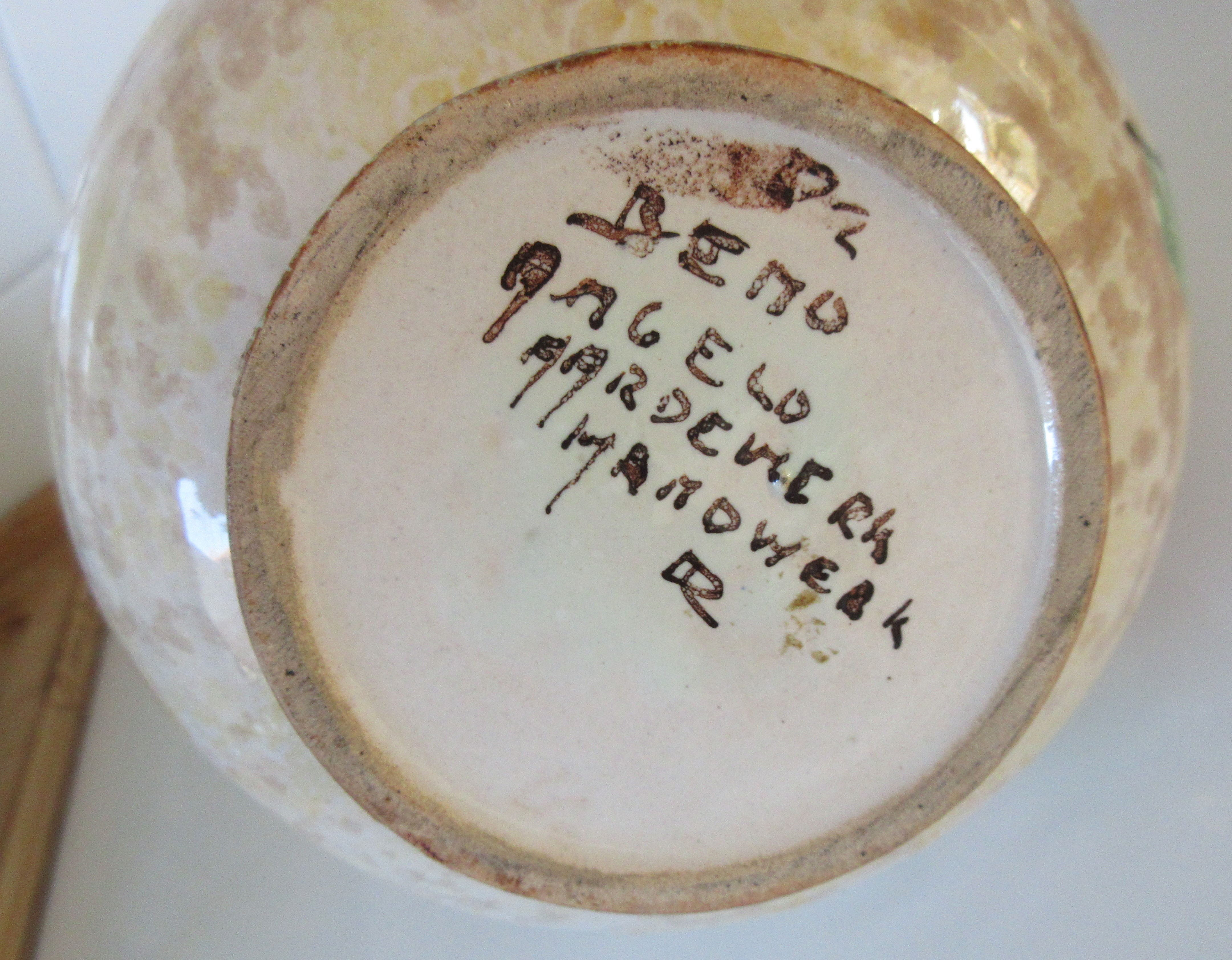 Niet of onleesbaar gesigneerd - Angelo Kunstaardewerk - Grote platelen snavelkan decor Bemo kopen? Bied vanaf 1!