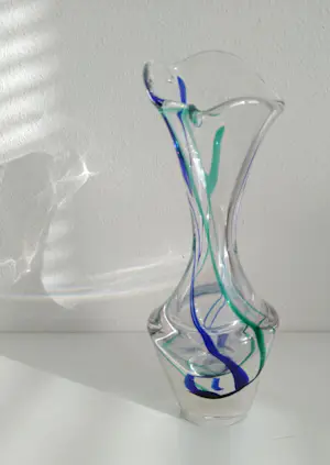 Max Verboeket - (1922-2015), tijdloze vaas met kenmerkende linten kopen? Bied vanaf 55!