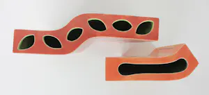 Ines de Booy - Twee kleurrijke keramieken vazen met golfende vorm kopen? Bied vanaf 60!