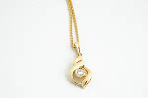 165 - Fijn 18Krt gouden gourmette collier mt (0.10ct) diamanten "Druppel" hanger kopen? Bied vanaf 260!