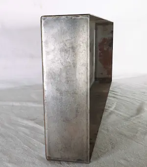 Niet of onleesbaar gesigneerd - Wandobject, Zonder titel kopen? Bied vanaf 1!