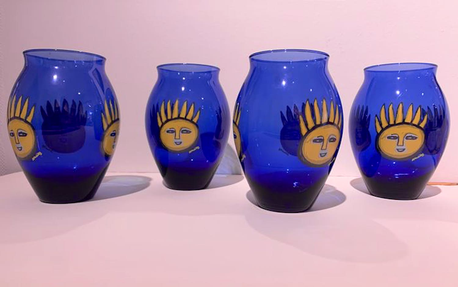 Corneille - 4 vazen Oiseau-Soleil in saffierblauw glas kopen? Bied vanaf 115!